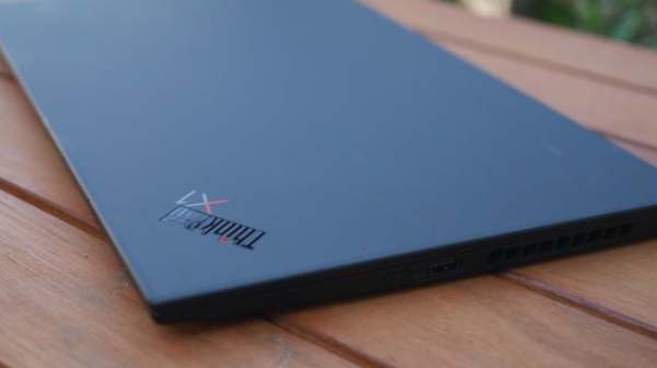 Обзор Lenovo ThinkPad X1 Carbon (8th Gen)