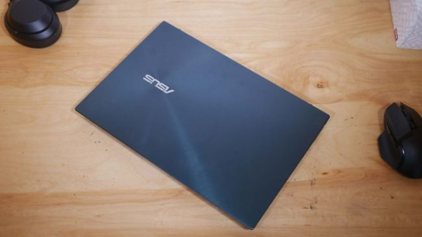 Обзор Asus ZenBook Duo (UX481)