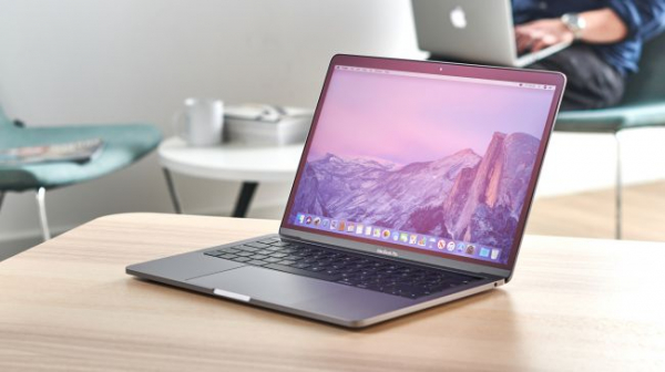 13-дюймовому MacBook Pro следует сменить название!